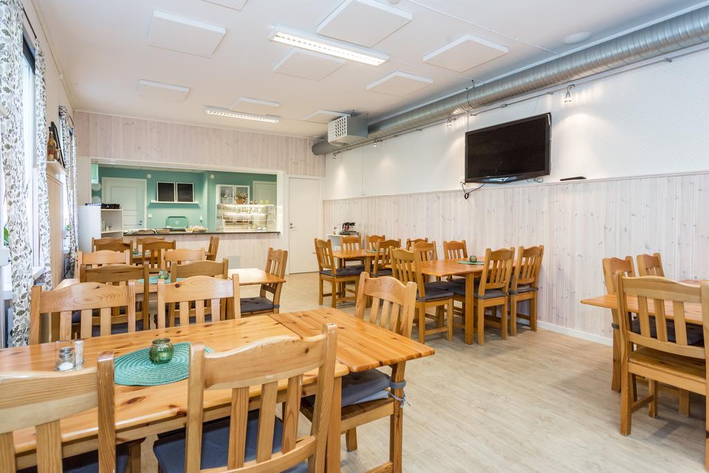 Romakloster Brukshotellet Roma B&B المظهر الخارجي الصورة