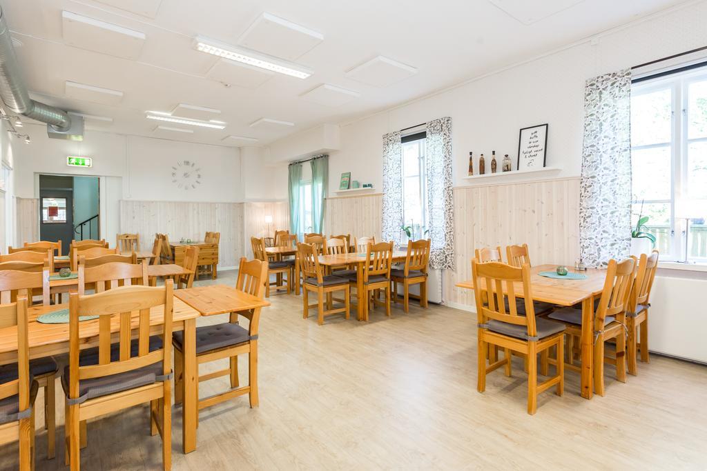 Romakloster Brukshotellet Roma B&B المظهر الخارجي الصورة