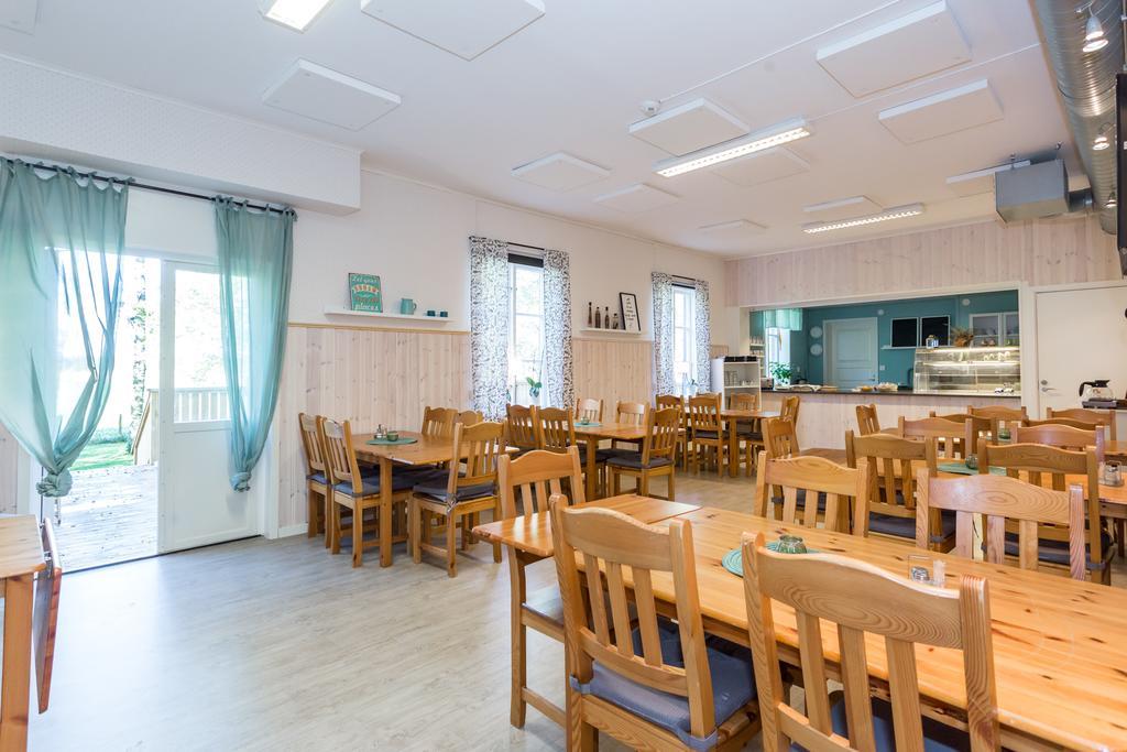 Romakloster Brukshotellet Roma B&B المظهر الخارجي الصورة